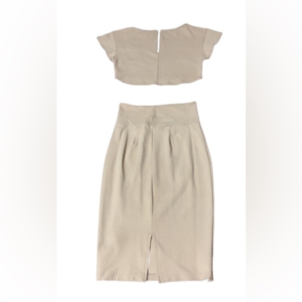 Bebe Textured Midi Knit Crop Top Skirt Set